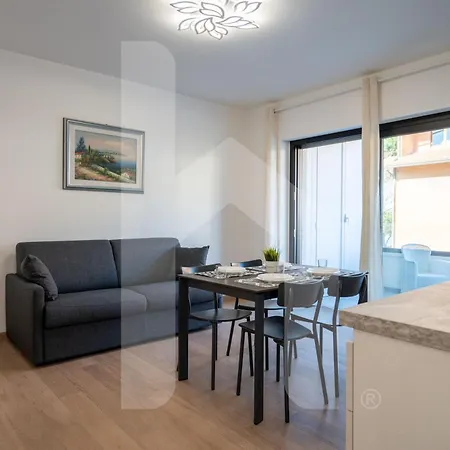 Homiday - Residenza Pinetina Appartement