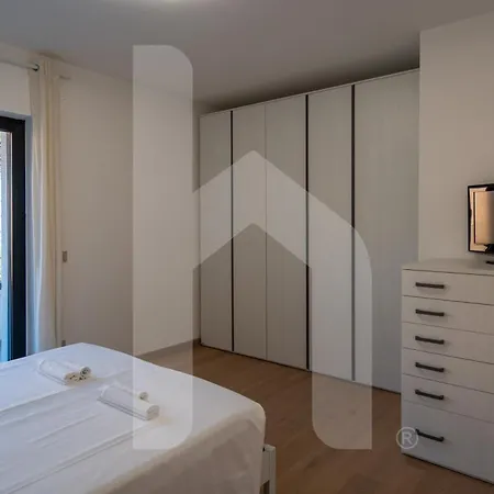 Homiday - Residenza Pinetina