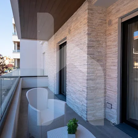 Homiday - Residenza Pinetina *