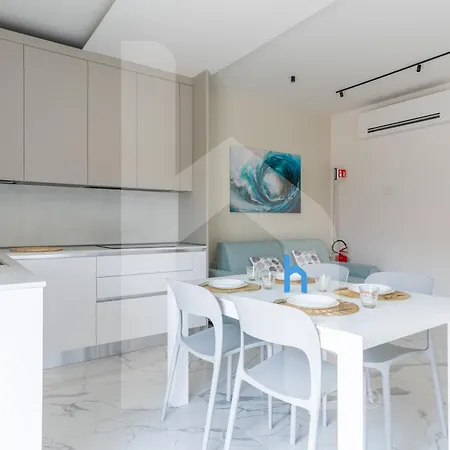 Appartement Homiday - Residenza Pinetina *