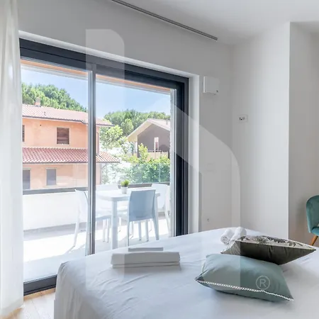 Homiday - Residenza Pinetina Pineto