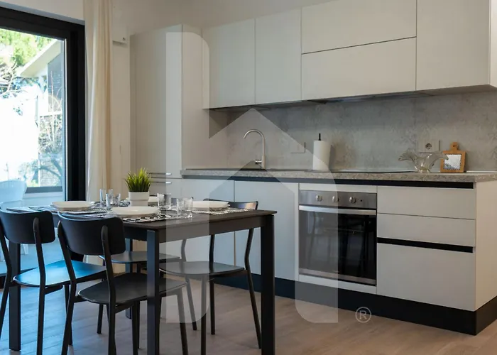 Homiday - Residenza Pinetina Apartamento